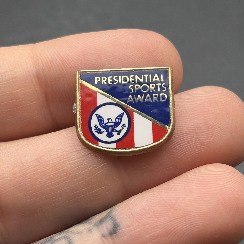 Presidential Sports Award Plastic‎ Lapel Hat Pin
